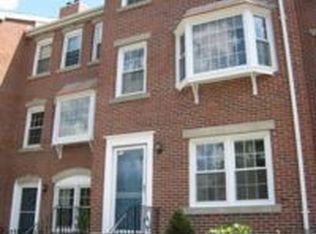 63 Breakwater Dr, Chelsea, MA 02150