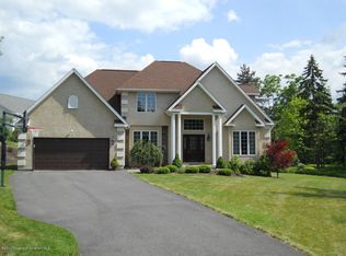 306 Rabbit Run, Clarks Summit, PA 18411