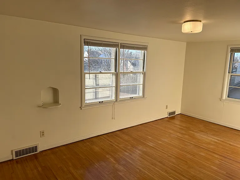 824 S 2nd Ave #2 — Photo 12