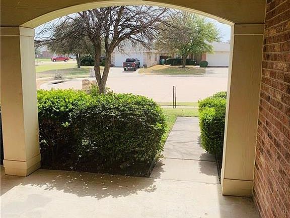 5th image of 2704 Dexter Ct