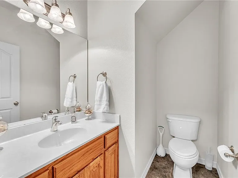 5703 W Casey Dr — Photo 14