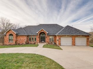 6211 Anthony Ln, Jefferson City, MO 65101