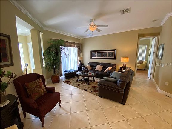 5th image of 861 Glendora Dr