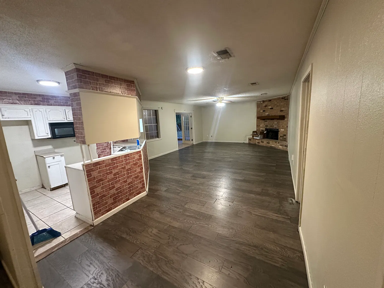 8847 Cedar Springs Ave — Photo 3