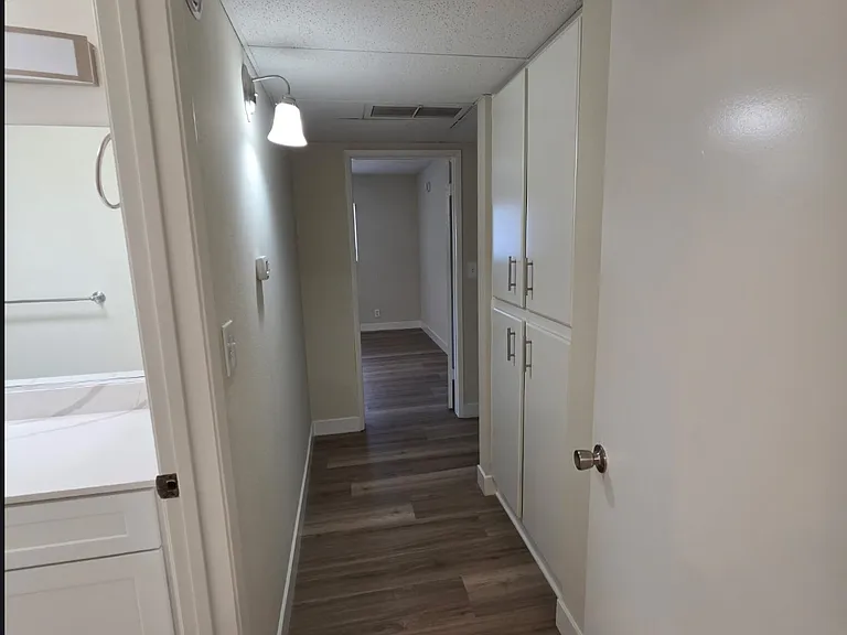 2101 Vine St #322 — Photo 9