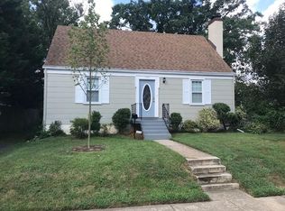 2306 S Buchanan St, Arlington, VA 22206
