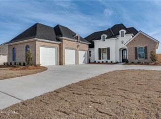 604 Corinth Cir, Bossier City, LA 71111