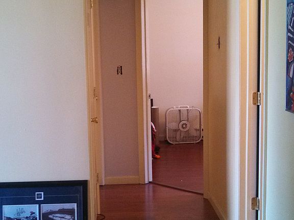 5th image of 55 Kentview Dr