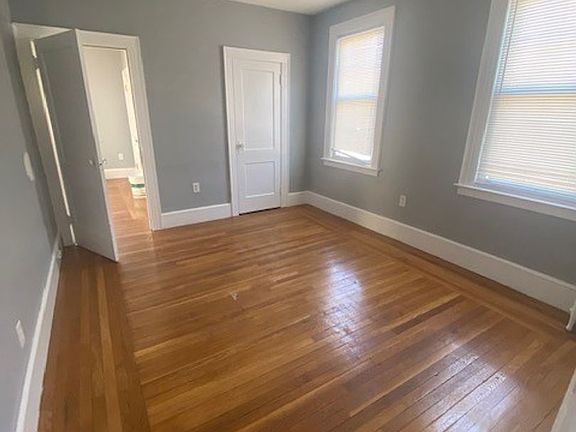 5th image of 39-41 Anthony St #1