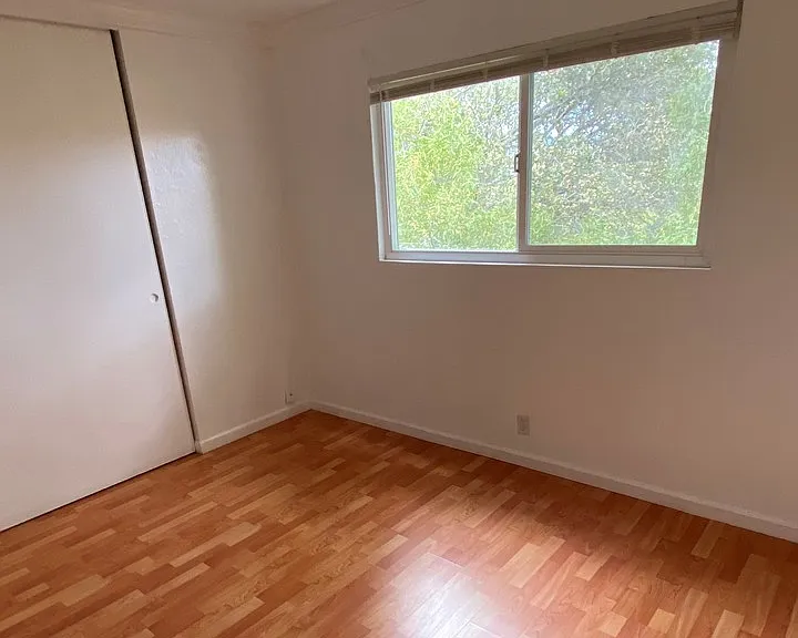 411 Fairmount Avenue — Photo 18