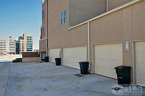 5th image of 3300 W 7th St APT 201