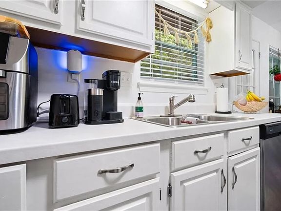 4th image of 128 Du Rhu Dr #G