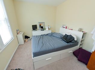 4517 Newtown Rd #2, Astoria, NY 11103