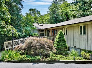 623 Oceanview Rd, Brielle, NJ 08730