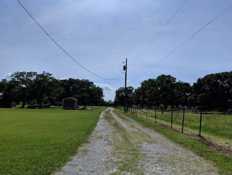 2nd image of 6871 Jed Lange Rd