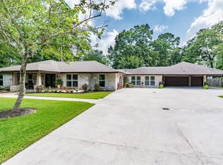 910 Southern Hills Rd, Humble, TX 77339