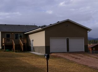 1309 Bluebell Ln, Custer, SD 57730