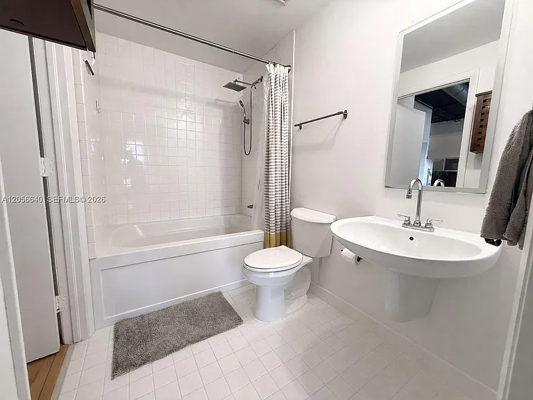 10 SW South River Dr #708 — Photo 13
