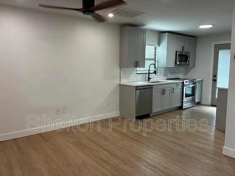 2 bed, 1.0 bath, 850 sqft, $1,445 — Photo 3
