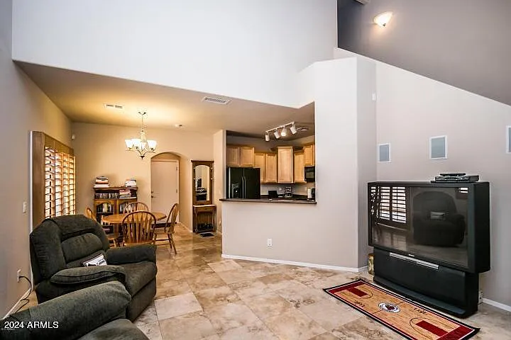 4374 E Sack Dr — Photo 9