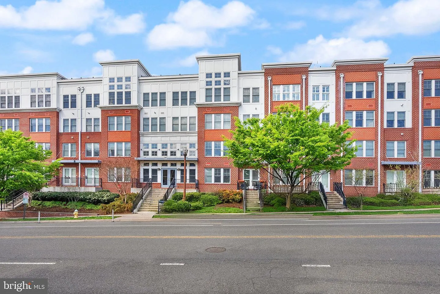 1418 N Rhodes St #B105 photo 1