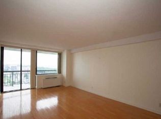 200 Old Palisade Rd APT 18J, Fort Lee, NJ 07024