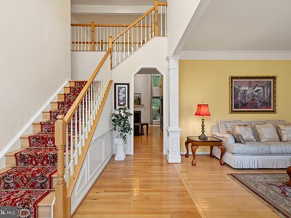 5th image of 7754 Glade Ct