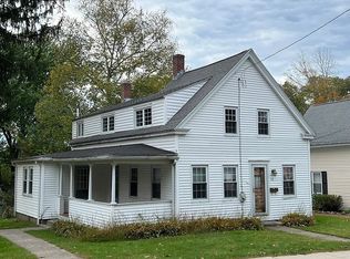 13 Walcott St, Hopkinton, MA 01748