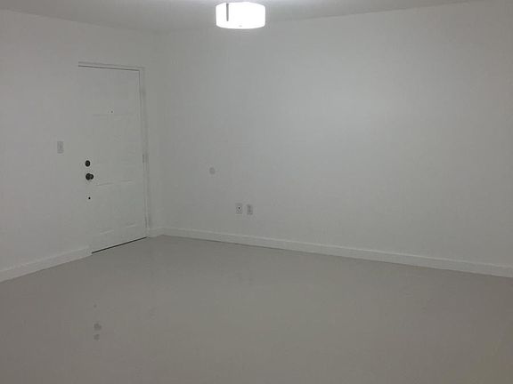 5th image of 3201 W Flagler St APT 203