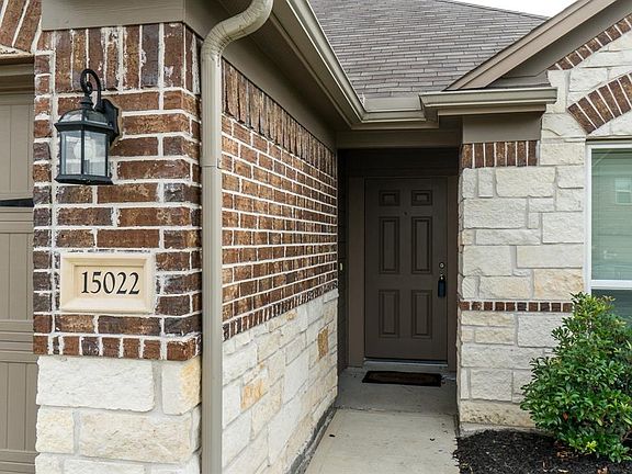 5th image of 15022 Hope Hills Ln