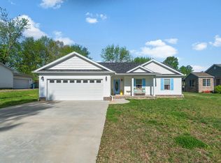 355 New Madrid St N, Benton, MO 63736