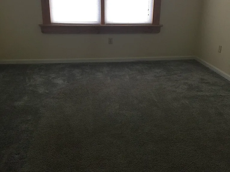 401 Fairfax St — Photo 4
