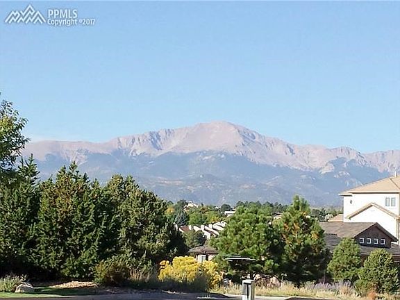 Great Pikes Peak views.
