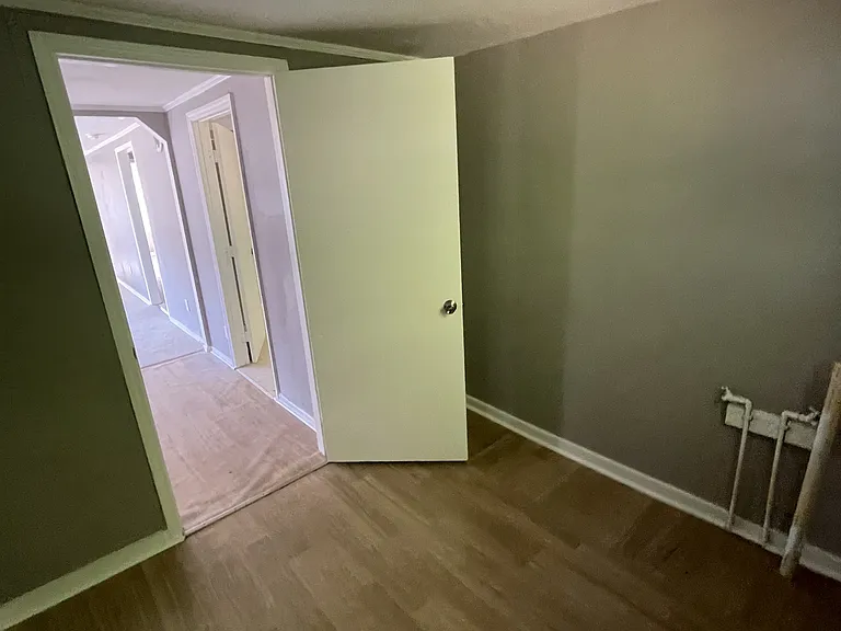 140 Weaver St — Photo 7