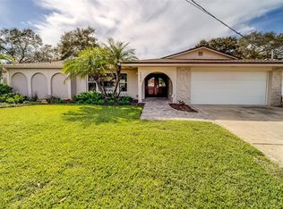 1970 Cove Dr, Largo, FL 33774