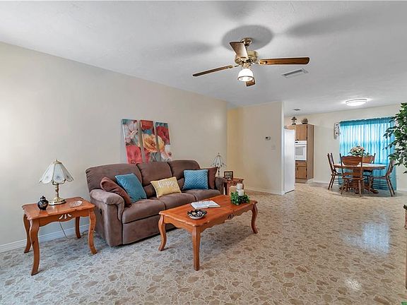 3rd image of 1316 Wood Ave
