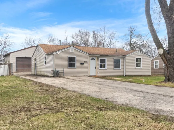 1228 Lebanon St, Montgomery, IL 60538