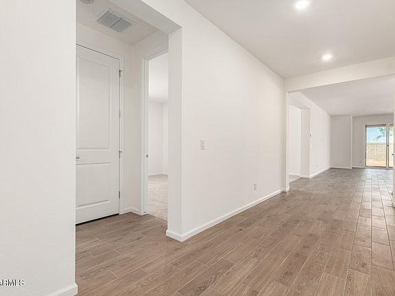 3rd image of 25221 N 131ST Drive