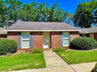 1291 Calhoun Rd APT 3B, Greenwood, SC 29649