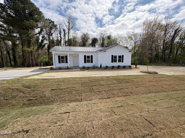 56 Jacobs Ridge Dr, Four Oaks, NC 27524