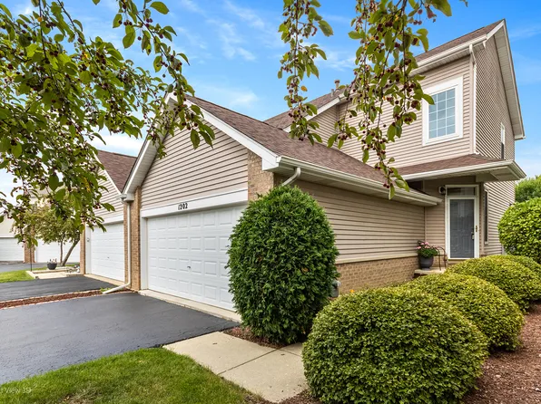 1202 Le Moyne Ave, Romeoville, IL 60446