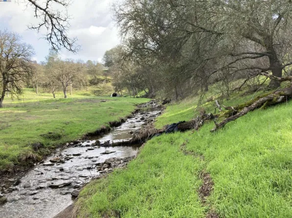 Zarzamora St, La Grange, CA 95329
