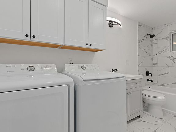 4th image of 3705 N St #3707