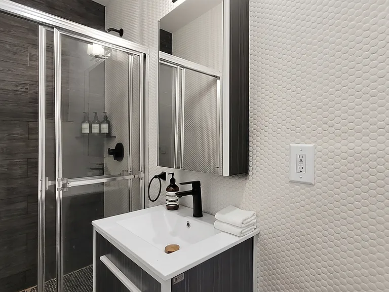 350 Lenox Ave #2N — Photo 7