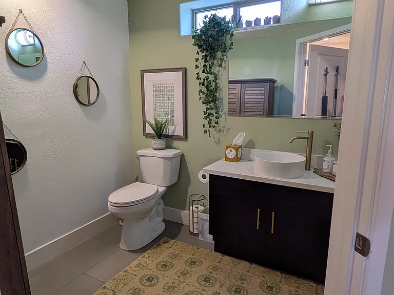 5232 Satsuma Ave #305 — Photo 7