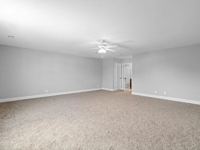 1042 Creek Way — Photo 24