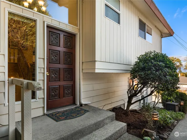 4111 SW Austin Street, Seattle, WA 98136