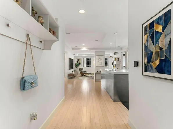 1505 Elm St APT 1003, Dallas, TX 75201