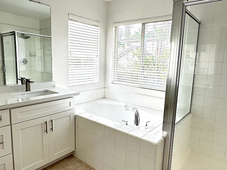 25032 Footpath Ln — Photo 5