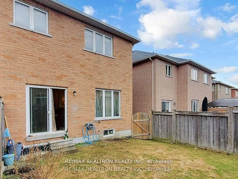 37 Jonas Millway Whitchurch — Photo 38